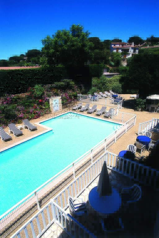 Hotel Lou Paouvadou 3*