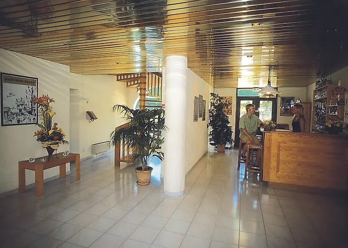 Hotel Lou Paouvadou