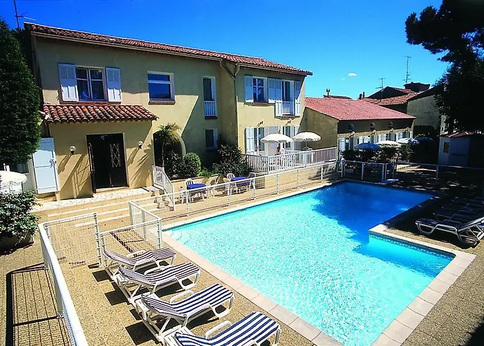 Hotel Lou Paouvadou